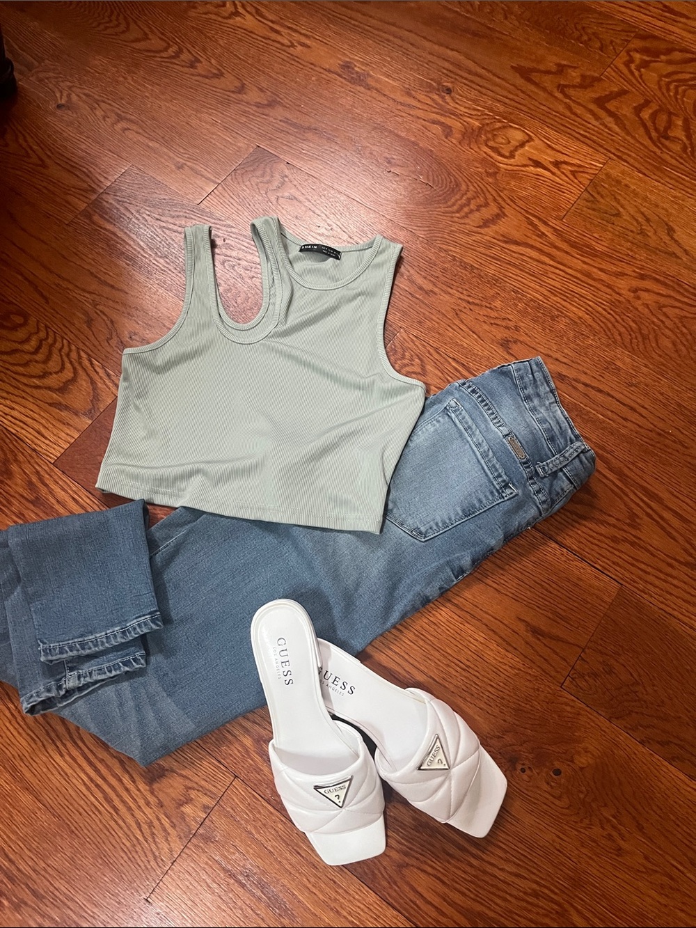 SHEIN Light Celery Green Cold Shoulder Tank Style Crop Top Size M